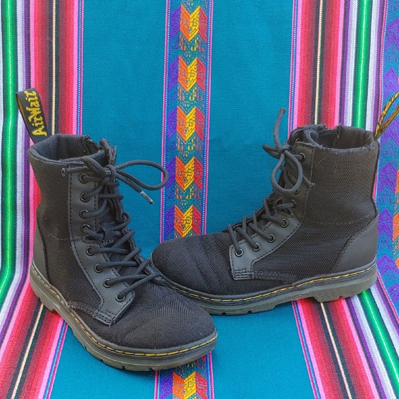 Dr. Martens Junior Combs Black Lightweight Casual Boots with Side Zipper Size 1 - Picture 3 of 17